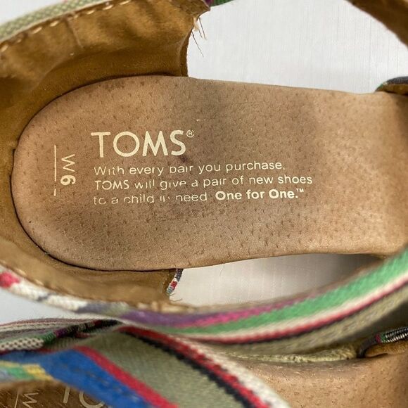 TOMS Women's Multi-Color Sienna Striped Canvas Wedge Strappy Sandals Siz… - Picture 5 of 9